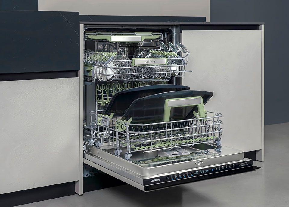 SMEG appliance technical illustration